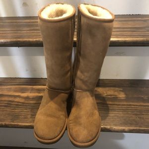 Classic tall Ugg boots